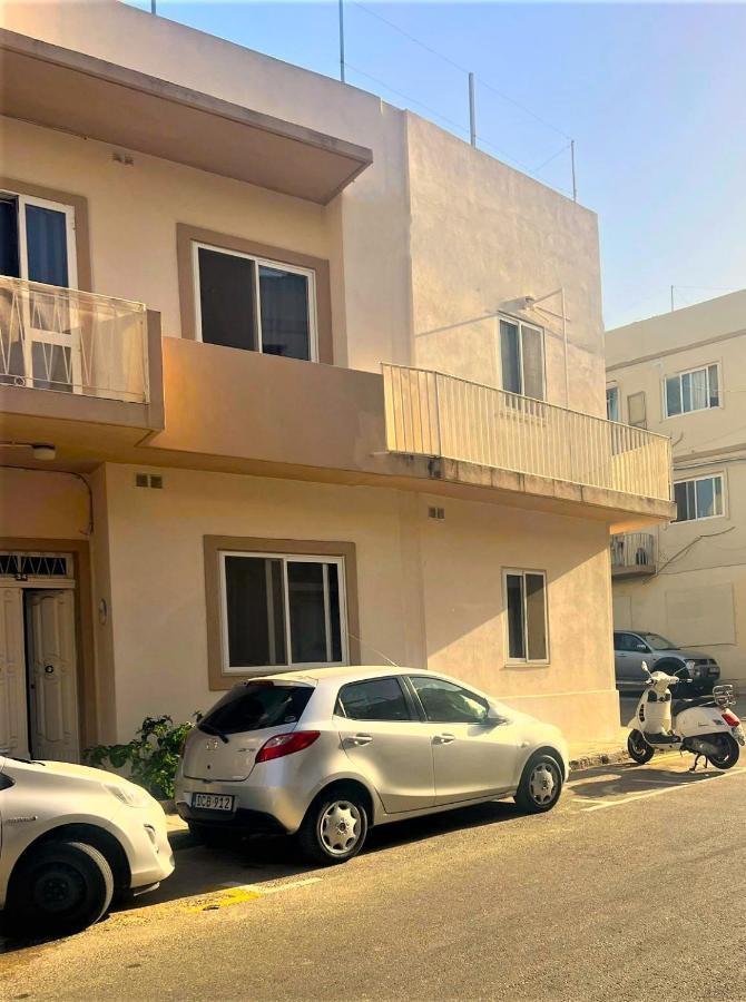 Smart Hostel Birkirkara Luaran gambar